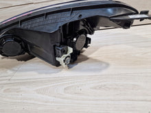 Laden Sie das Bild in den Galerie-Viewer, Frontscheinwerfer Hyundai I10 92102-B9000 LED Rechts Scheinwerfer Headlight