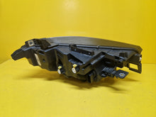 Laden Sie das Bild in den Galerie-Viewer, Frontscheinwerfer VW Id.3 10B941029 Full LED Ein Stück (Rechts oder Links) SCH9996211649sw