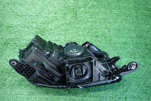 Laden Sie das Bild in den Galerie-Viewer, Frontscheinwerfer Skoda Fabia III 6V1941015F Links Scheinwerfer Headlight SCH6750608408re