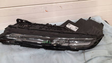 Laden Sie das Bild in den Galerie-Viewer, Frontscheinwerfer BMW 7 RKC15718 Links Scheinwerfer Headlight SCH4007741040ho