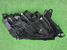 Laden Sie das Bild in den Galerie-Viewer, Frontscheinwerfer Skoda Enyaq 5LB941015H Full LED Links Scheinwerfer Headlight