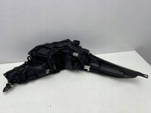 Laden Sie das Bild in den Galerie-Viewer, Frontscheinwerfer Toyota Chr 81170-F4031 LED Links Scheinwerfer Headlight SCH2401033852hz