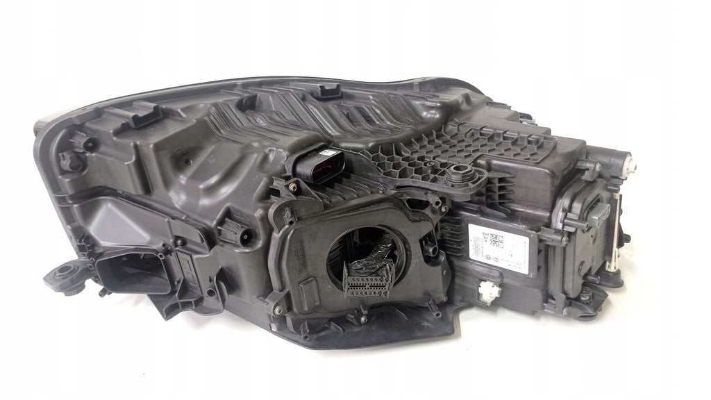 Frontscheinwerfer Skoda III Touareg Cr7 761941081 LED Links Headlight SCH9110138268rx