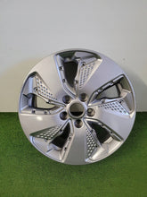 Load image into Gallery viewer, 1x Alufelge 17 Zoll 7.0" 5x114.3 50ET 52910K4000 Hyundai Kona Rim Wheel FEL6904604884lg