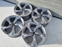Laden Sie das Bild in den Galerie-Viewer, 4x Alufelge 18 Zoll 8.0" 5x112 46ET 8Y0601025P Audi A3 Rim Wheel FEL8782199877yy