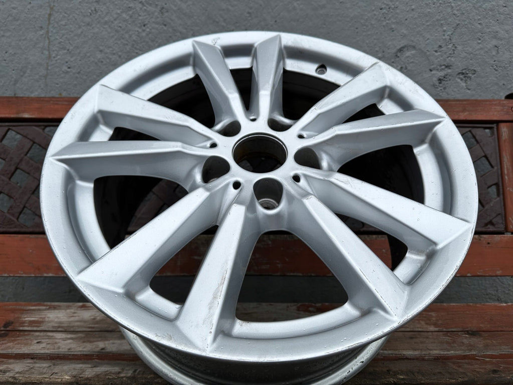 1x Alufelge 18 Zoll 8.5" 5x120 46ET Glanz Silber 6853952 BMW X5 F15 F16 FEL7355712002re