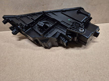 Laden Sie das Bild in den Galerie-Viewer, Frontscheinwerfer Skoda Octavia I 5E1941015D Full LED Links Headlight SCH8758094587cc