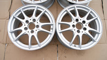 Laden Sie das Bild in den Galerie-Viewer, 4x Alufelge 16 Zoll 6.5" 5x112 49ET Glanz Silber A2464011302 Mercedes-Benz W246 FEL6339835847yc