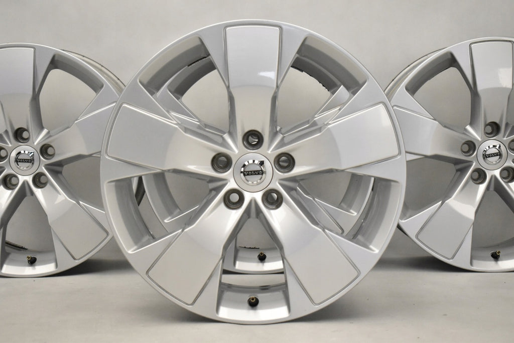 4x Alufelge 18 Zoll 7.5" 5x108 50 5ET Glanz Silber 31471553 Volvo V60 Xc60 FEL7649320498tw