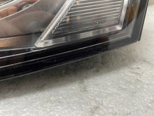 Laden Sie das Bild in den Galerie-Viewer, Frontscheinwerfer Audi A4 8K0941005C Xenon Links Scheinwerfer Headlight