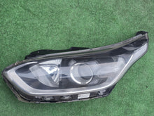 Load image into Gallery viewer, Frontscheinwerfer Kia Ceed 92101-J7XXX Links Scheinwerfer Headlight SCH3529849830gb
