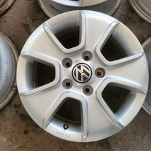 Load image into Gallery viewer, 4x Alufelge 16 Zoll 6.5" 5x120 62ET Glanz Silber 2H0071496 VW Amarok Rim Wheel FEL3625633769xc