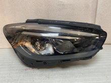Laden Sie das Bild in den Galerie-Viewer, Frontscheinwerfer Mercedes-Benz W247 A2479061405 LED Rechts Headlight SCH9164357601lo