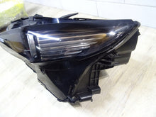 Laden Sie das Bild in den Galerie-Viewer, Frontscheinwerfer Mazda Cx30 DGJ1-51040 LED Links Scheinwerfer Headlight