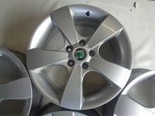 Load image into Gallery viewer, 4x Alufelge 17 Zoll 7.0" 5x112 54ET Glanz Silber 1Z0601025D Skoda Octavia I FEL3494021146en