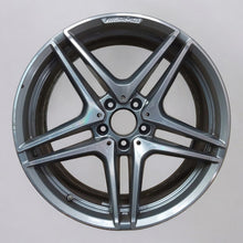 Laden Sie das Bild in den Galerie-Viewer, 1x Alufelge 19 Zoll 9.5&quot; 5x112 A2054012000 Mercedes-Benz A205 Rim Wheel