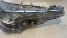 Laden Sie das Bild in den Galerie-Viewer, Frontscheinwerfer Suzuki Swace Corolla 81110-02S60 LED Rechts Headlight