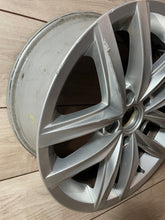 Load image into Gallery viewer, 1x Alufelge 16 Zoll 6.5" 5x112 5G0601025CS VW Golf VII Sportsvan I Rim Wheel FEL4889130469vj