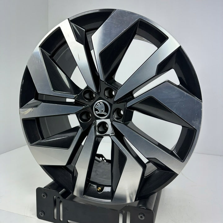 1x Alufelge 20 Zoll 9.0" 5x112 42ET Glanz Schwarz 5LA601025CB Skoda Enyaq FEL2717124666va