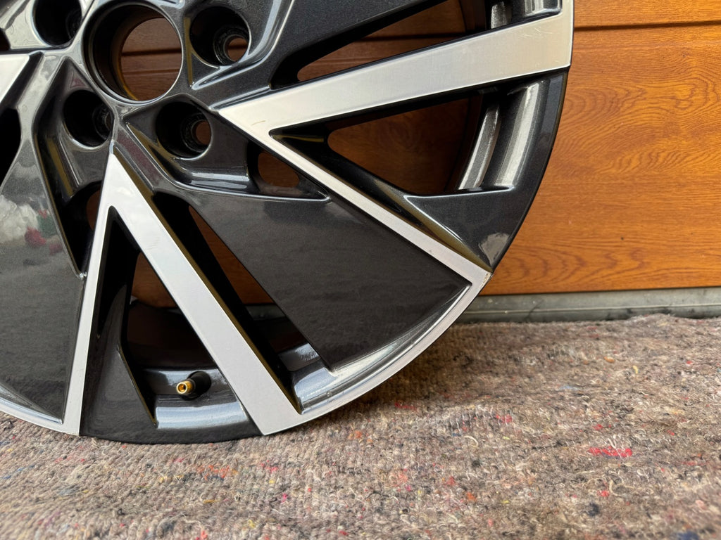 1x Alufelge 18 Zoll 7.0" 5x100 39ET Glanz Graphit 658601025J Mg Fabia I FEL2510010404fn