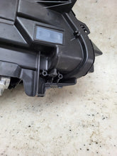 Laden Sie das Bild in den Galerie-Viewer, Frontscheinwerfer Renault 260606163R LED Links Scheinwerfer Headlight SCH9572695997pp