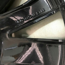 Laden Sie das Bild in den Galerie-Viewer, 1x Alufelge 18 Zoll 8.0&quot; 5x108 42ET 31471312 Volvo S60 V60 Rim Wheel