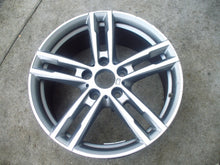 Laden Sie das Bild in den Galerie-Viewer, 1x Alufelge 18 Zoll 8.0" 5x112 52ET Glanz 8009703 BMW 1 F20 Rim Wheel FEL1646365121sz