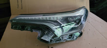 Laden Sie das Bild in den Galerie-Viewer, Frontscheinwerfer Toyota C-Hr Chr 81150-F4170 Links Scheinwerfer Headlight SCH8973076742qe