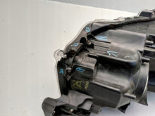 Laden Sie das Bild in den Galerie-Viewer, Frontscheinwerfer Toyota Hilux VIII 81150-0KK60 Links Scheinwerfer Headlight SCH4889308514ig