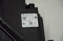 Laden Sie das Bild in den Galerie-Viewer, Frontscheinwerfer VW Touran Ein Satz Scheinwerfer Headlight SCH2055128020xj