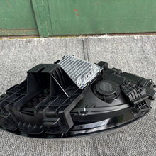 Laden Sie das Bild in den Galerie-Viewer, Frontscheinwerfer Smart P8894546759 7101000316012T231202 Rechts Headlight SCH9330421598lo