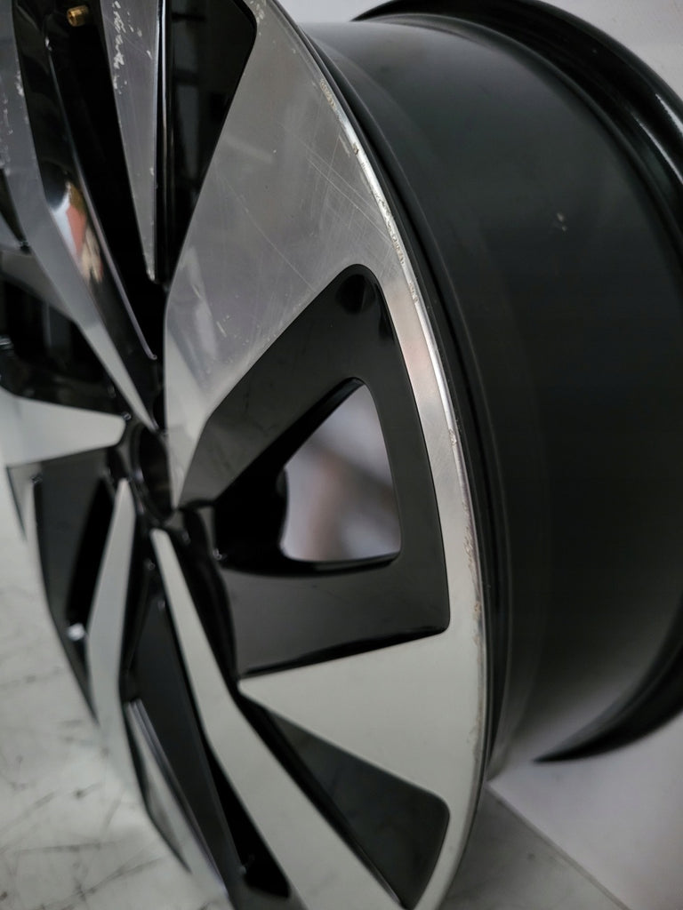 1x Alufelge 20 Zoll 8.0" 5x112 45ET Glanz Schwarz 11A601025A VW Id.4 Rim Wheel FEL3692910123cq