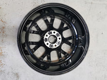 Load image into Gallery viewer, 1x Alufelge 18 Zoll 8.0&quot; 5x120 30ET Glanz Silber Bmw Rim Wheel