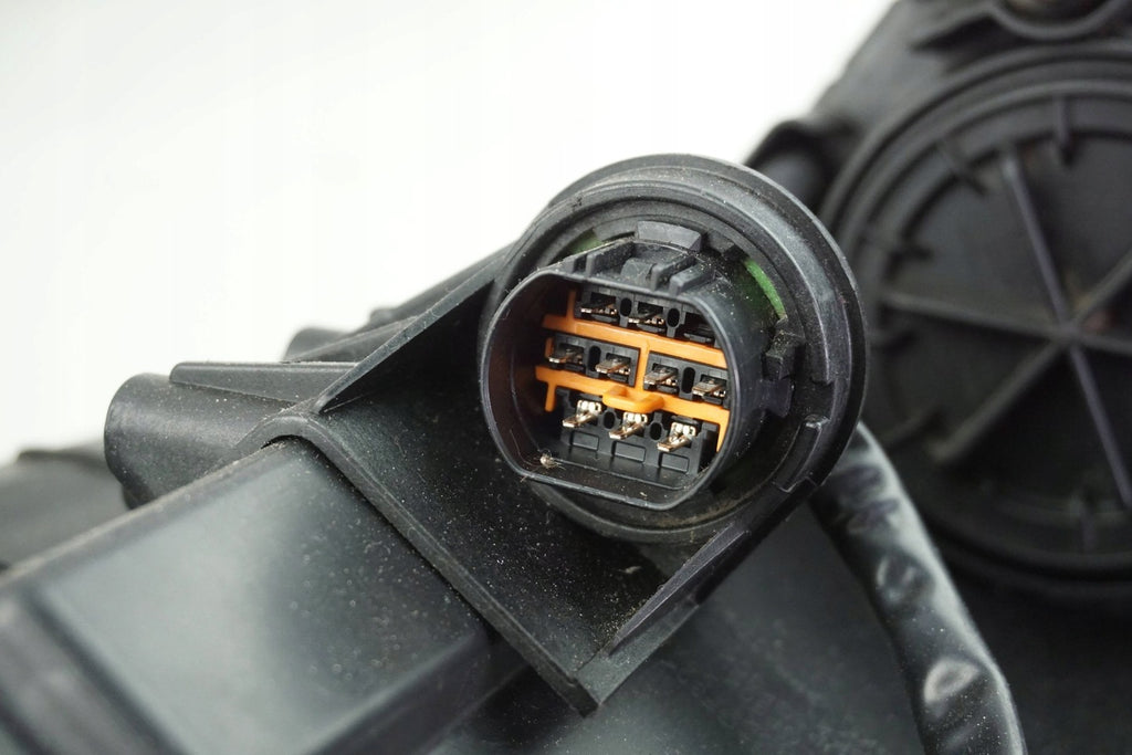 Frontscheinwerfer Hyundai I20 92101-1KXXX Links Scheinwerfer Headlight