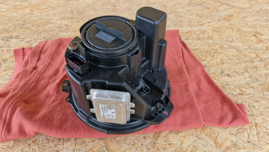 Frontscheinwerfer Mercedes-Benz W463 A4638804102 Bi-Xenon Rechts oder Links SCH2601813003dm