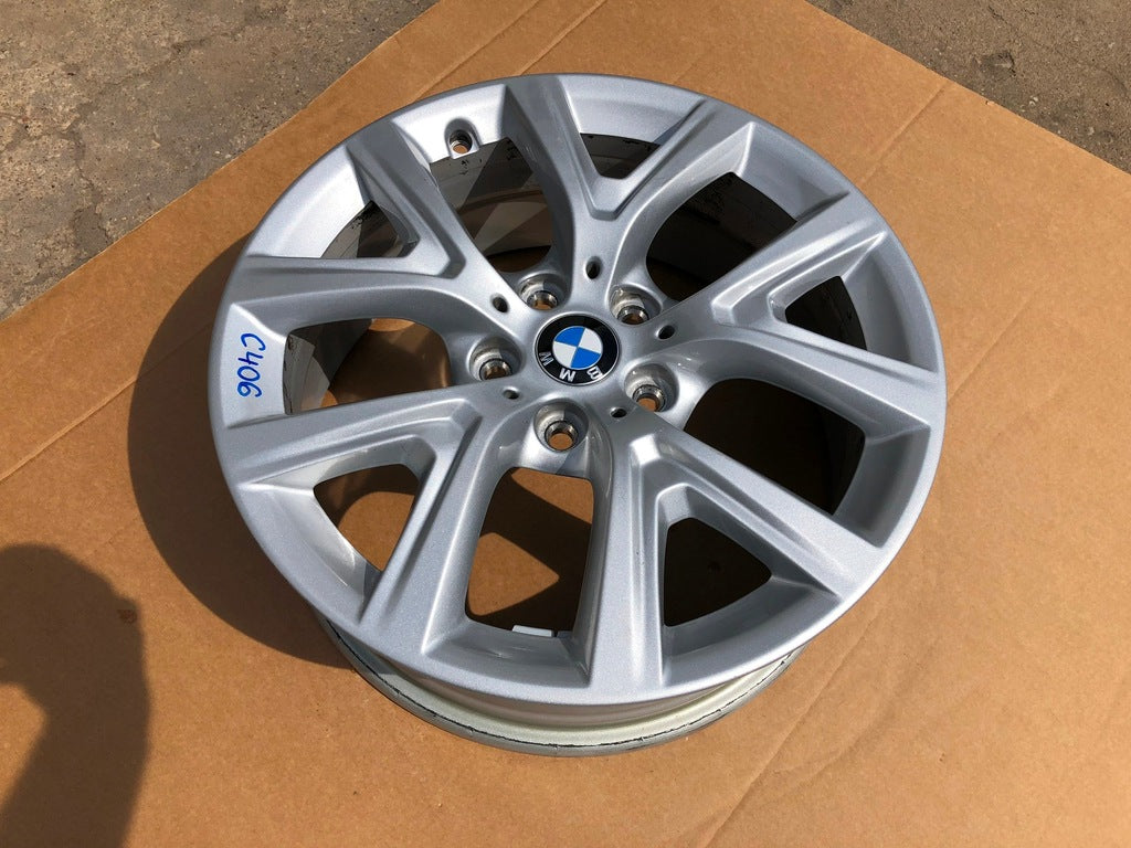 1x Alufelge 17 Zoll 6.5" 5x112 39ET 6856076 BMW F39 F48 Rim Wheel FEL8950176700tb