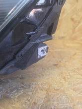 Laden Sie das Bild in den Galerie-Viewer, Frontscheinwerfer VW Golf Sportsvan 517941031B Xenon Links Headlight SCH9239341356kz