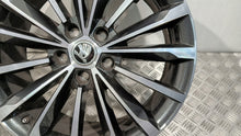 Laden Sie das Bild in den Galerie-Viewer, 1x Alufelge 18 Zoll 7.0" 5x112 43ET 565601025L Skoda Kodiaq Rim Wheel FEL5713837644hl