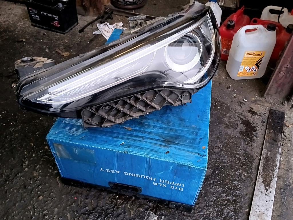 Frontscheinwerfer Alfa Romeo Stelvio 50563962 Bi-Xenon Links Headlight SCH3811303695aj