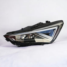 Laden Sie das Bild in den Galerie-Viewer, Frontscheinwerfer Seat 5FJ941007J full LED Links Scheinwerfer Headlight