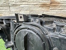 Laden Sie das Bild in den Galerie-Viewer, Frontscheinwerfer BMW 5 F11 F10 7203245-19 Xenon Links Scheinwerfer Headlight SCH9944463910ff