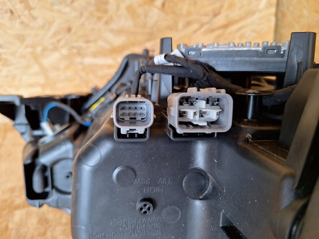 Frontscheinwerfer Mitsubishi Outlander III 8301D3-31 LED Links Headlight