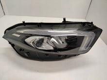Laden Sie das Bild in den Galerie-Viewer, Frontscheinwerfer Mercedes-Benz W177 A1779063705 A1779064803 Full LED Ein Satz SCH9605002636rt