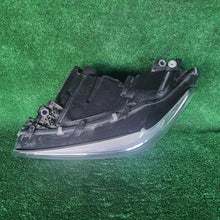 Laden Sie das Bild in den Galerie-Viewer, Frontscheinwerfer BMW X3 G01 G02 8739653 LED Links Scheinwerfer Headlight SCH1954466122ry