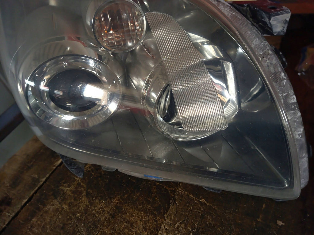 Frontscheinwerfer Toyota Avensis Rechts Scheinwerfer Headlight SCH3024873126da