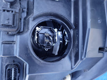 Laden Sie das Bild in den Galerie-Viewer, Frontscheinwerfer Opel Movano B 260105567R Rechts Scheinwerfer Headlight SCH5415845652rl