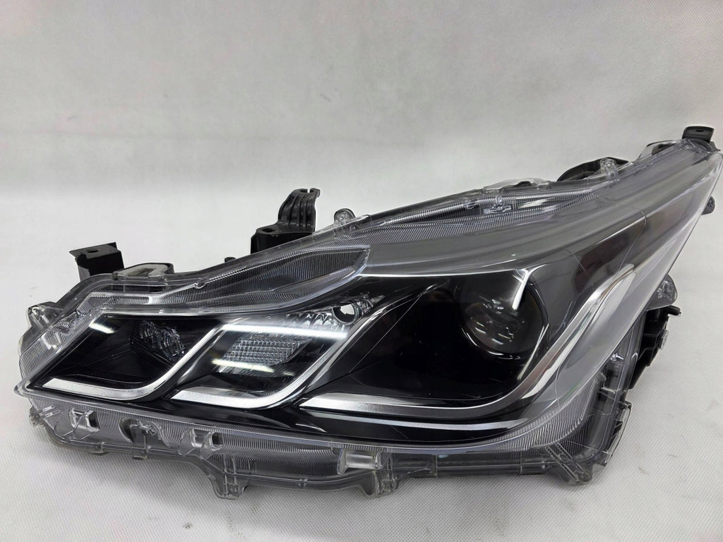 Frontscheinwerfer Toyota Corolla 8115002T3100 Links Scheinwerfer Headlight SCH7098576637wq