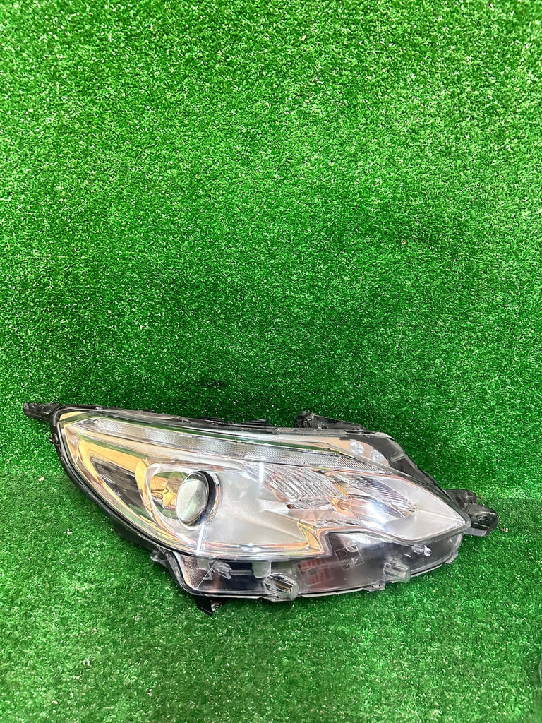 Frontscheinwerfer Peugeot 2008 90106471 9815403080 Rechts Scheinwerfer Headlight