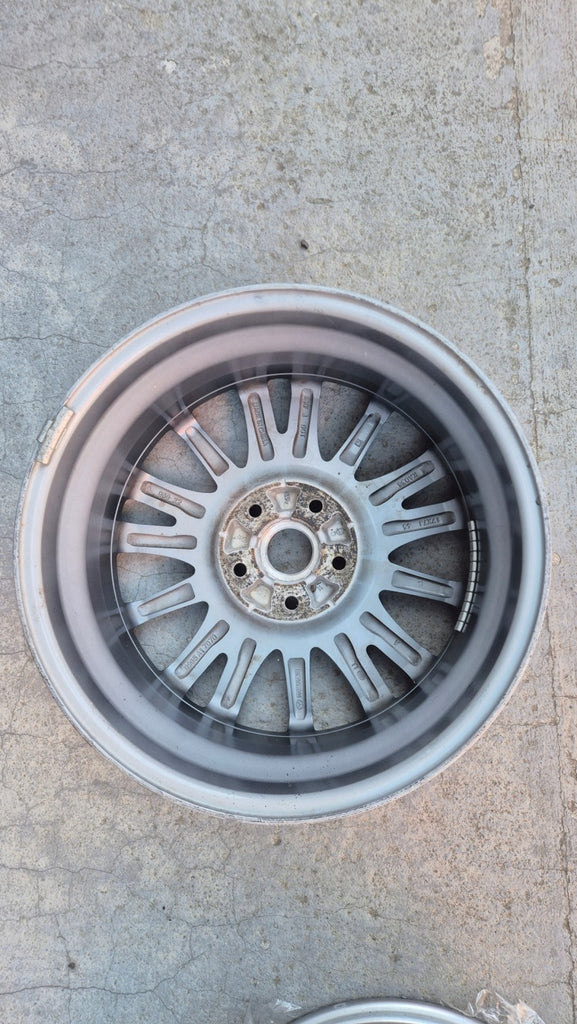 1x Alufelge 17 Zoll 7.0" 5x114.3 45ET Glanz Silber 9965A17070 Mazda Rim Wheel FEL8950864392ah
