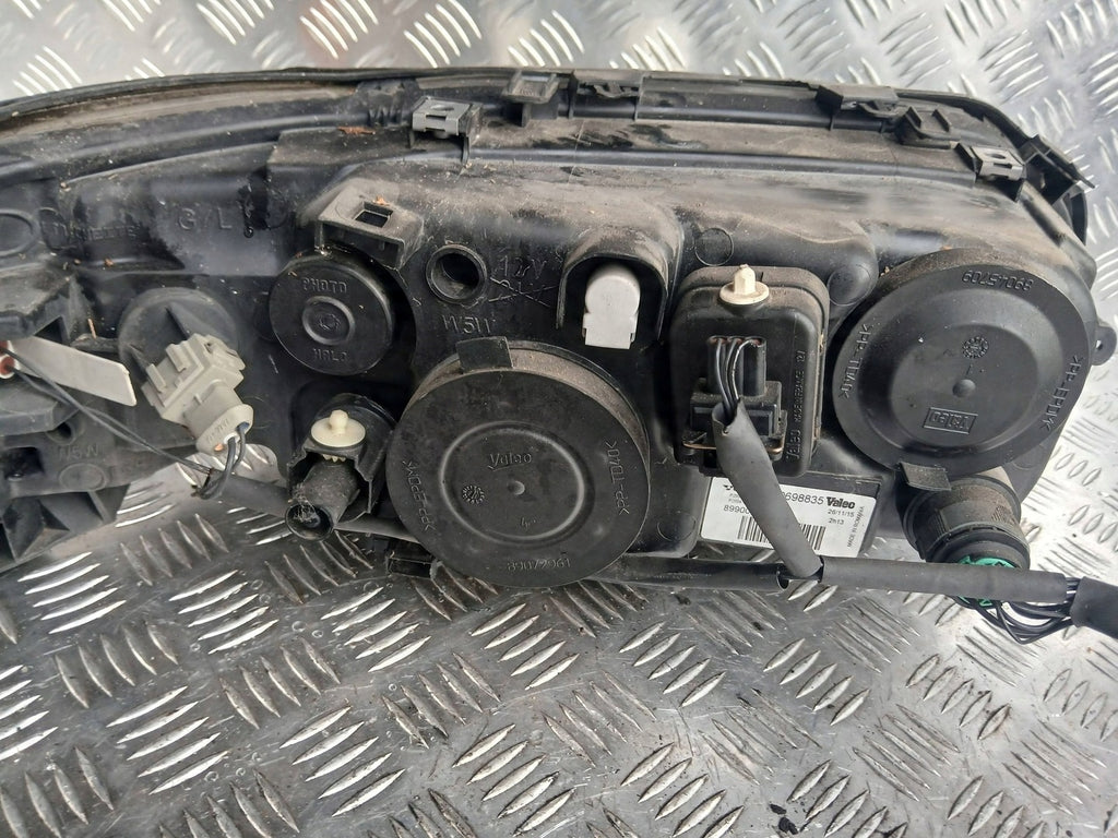 Frontscheinwerfer Volvo V70 II 30698835 89900331 Links Scheinwerfer Headlight